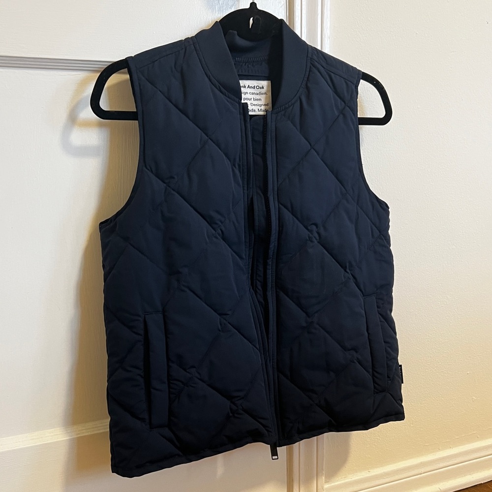 Frank & Oak Skyline water repellent packable quilted puffer vest in Navy